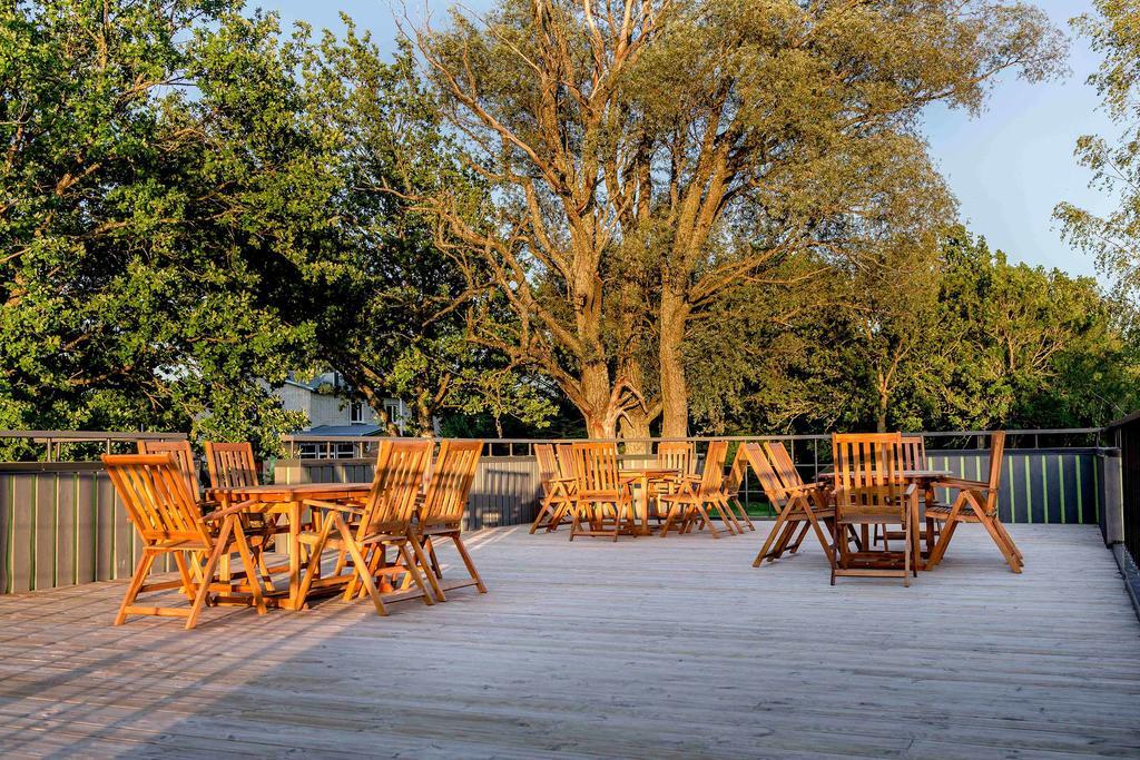 Ermistu Puhkekuela Hotel ภายนอก รูปภาพ